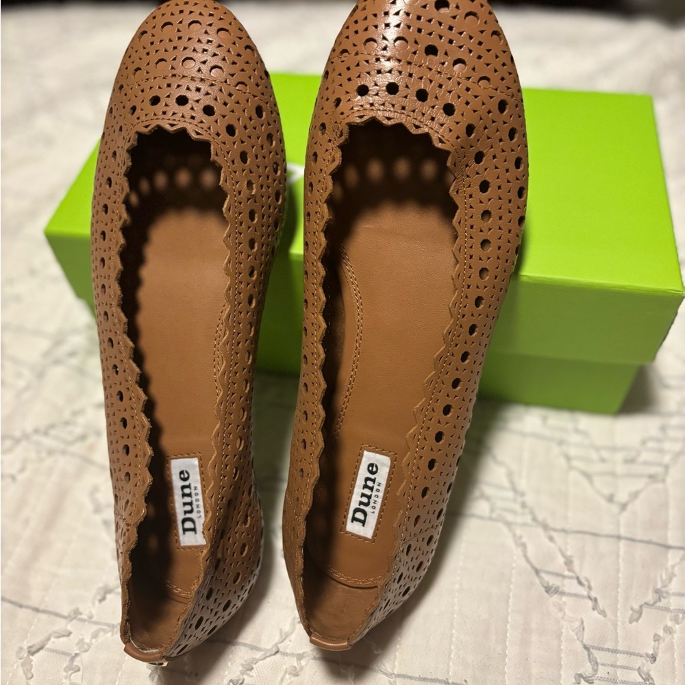 Summer women’s flats